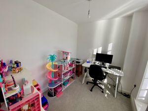 Bedroom Four/Study- click for photo gallery